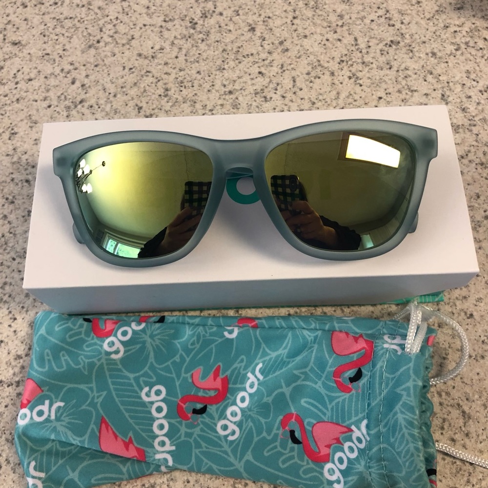 Goodr polorized sunglasses